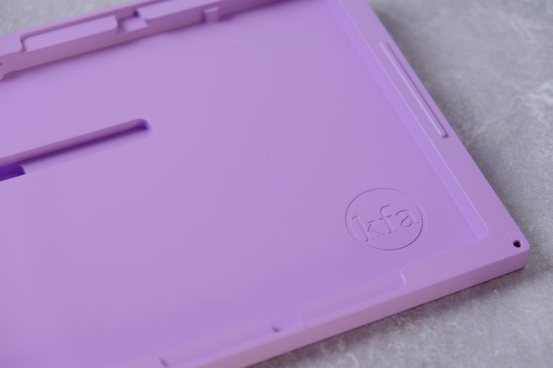 FB75 Lilac Logo